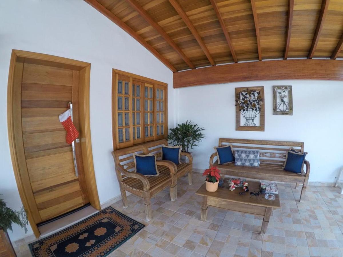 Corona Hostel Poços de Caldas エクステリア 写真